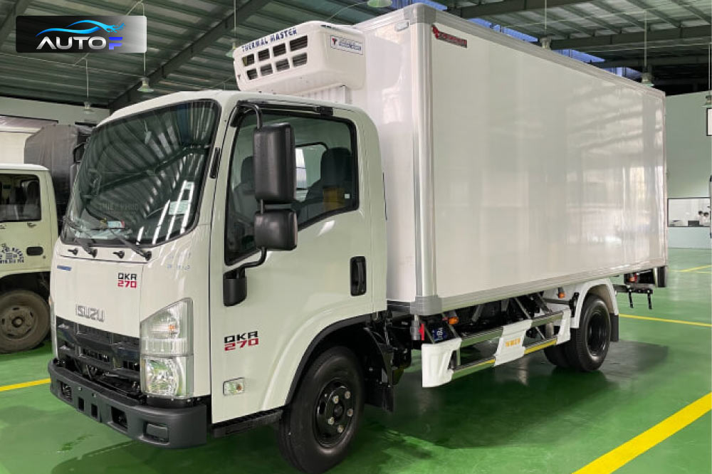 Xe tải đông lạnh Isuzu 2.5 tấn QKR 270 và NMR 310